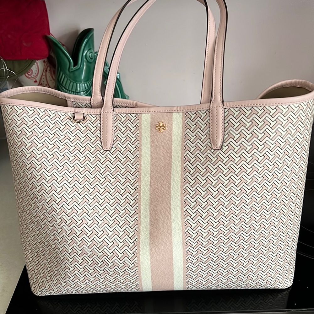 Tory Burch Set